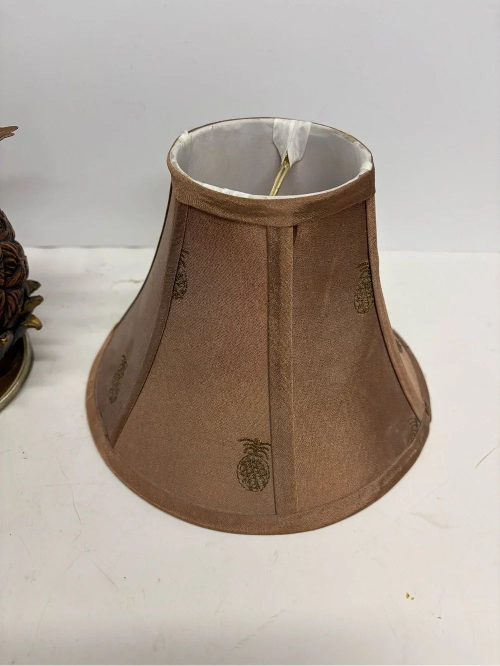 Brown Pineapple Accent Table Lamp With Embroidered Silk Shade
